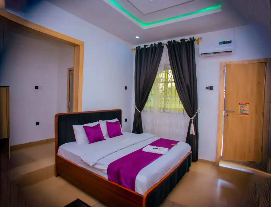 Room DELUX